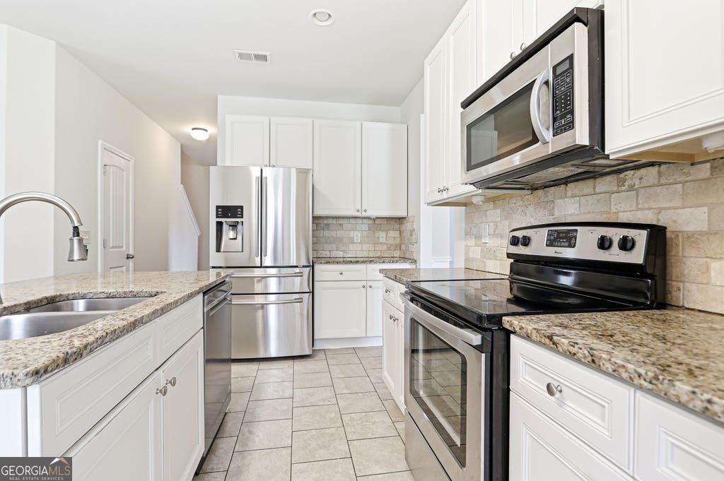 Photo of 77 Hamil Court NW, Cartersville, GA 30120 (MLS # 10814423)