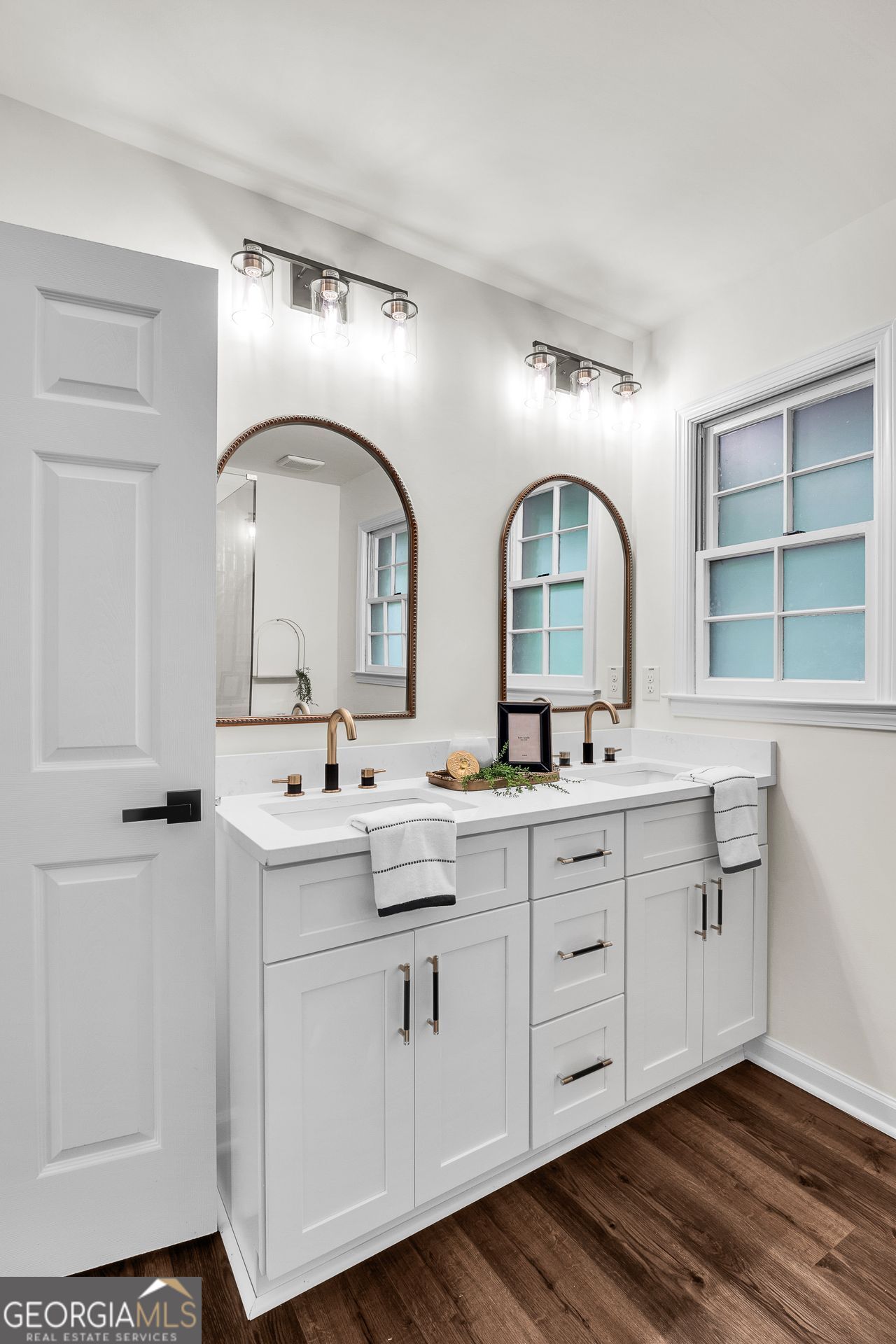 Burnt Hickory Hills - Residential