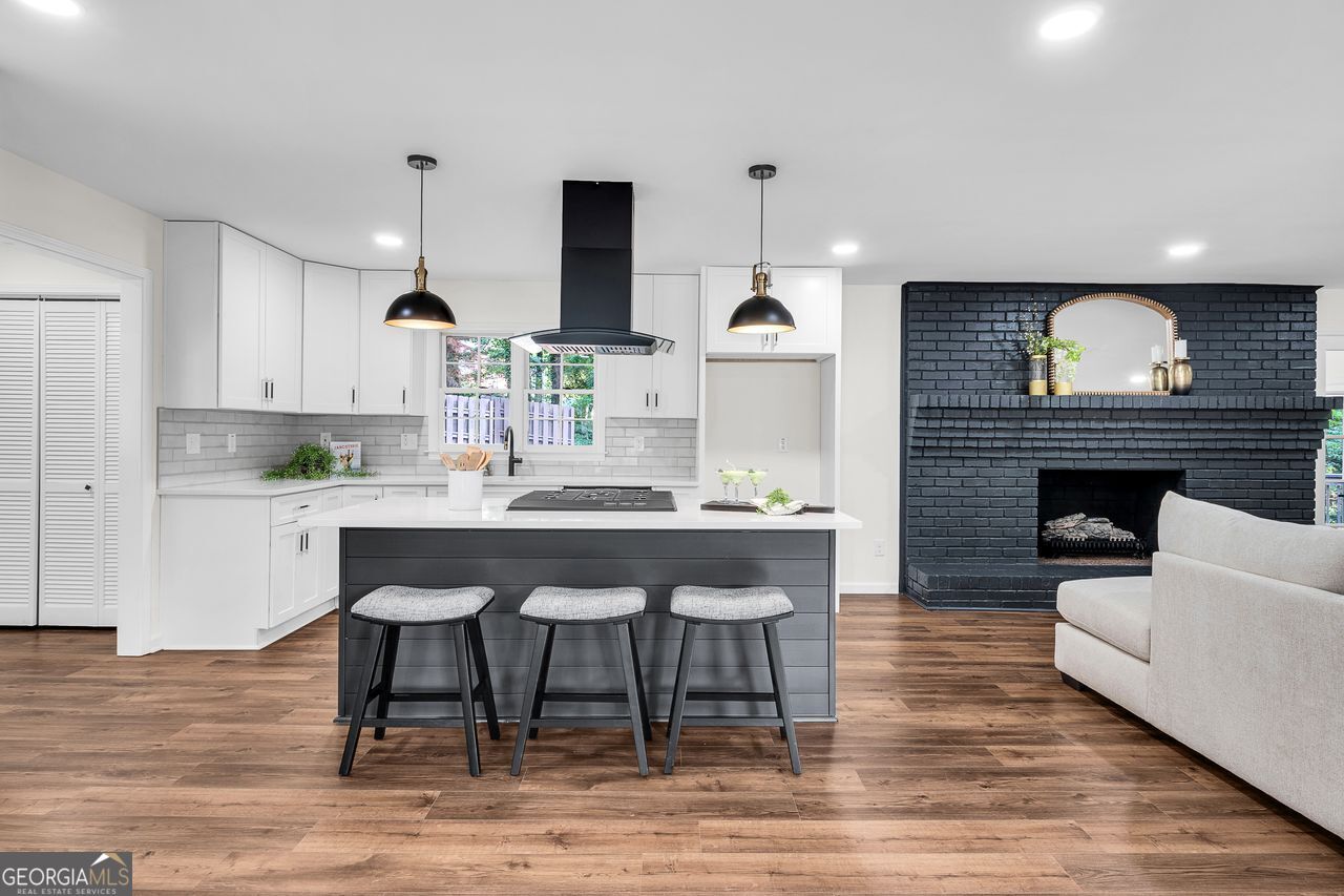 Burnt Hickory Hills - Residential