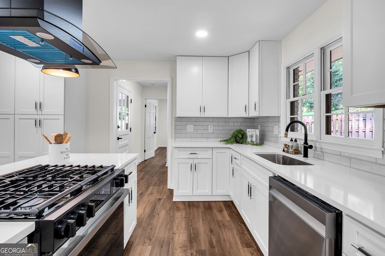 Burnt Hickory Hills - Residential
