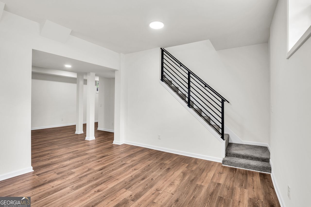 Burnt Hickory Hills - Residential
