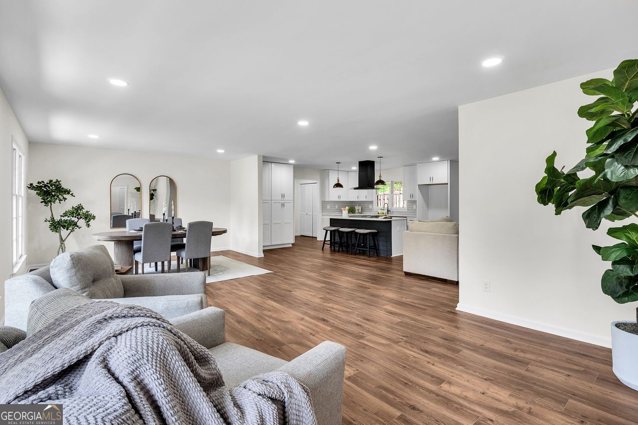 Burnt Hickory Hills - Residential
