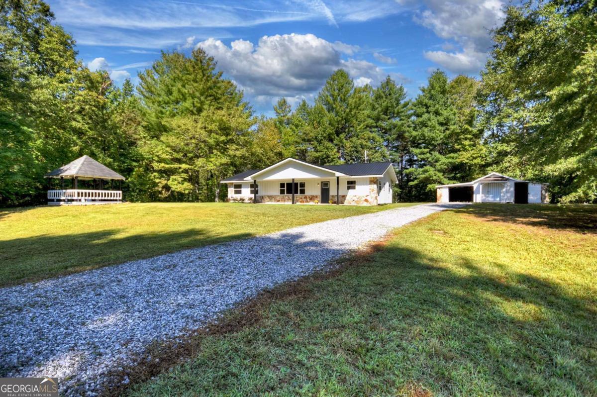 32 Whippoorwill WAY