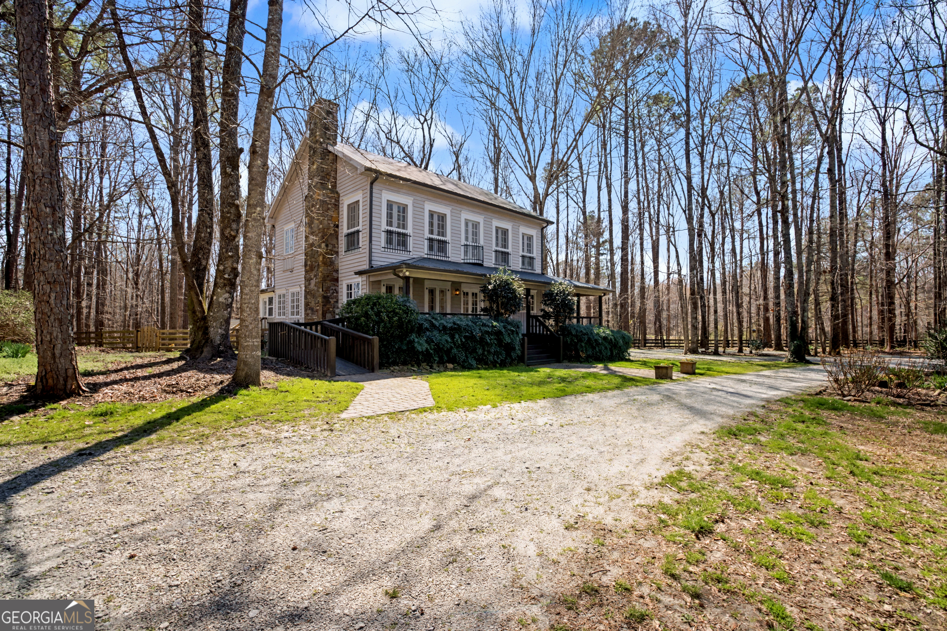 1174 Bear Creek RD
