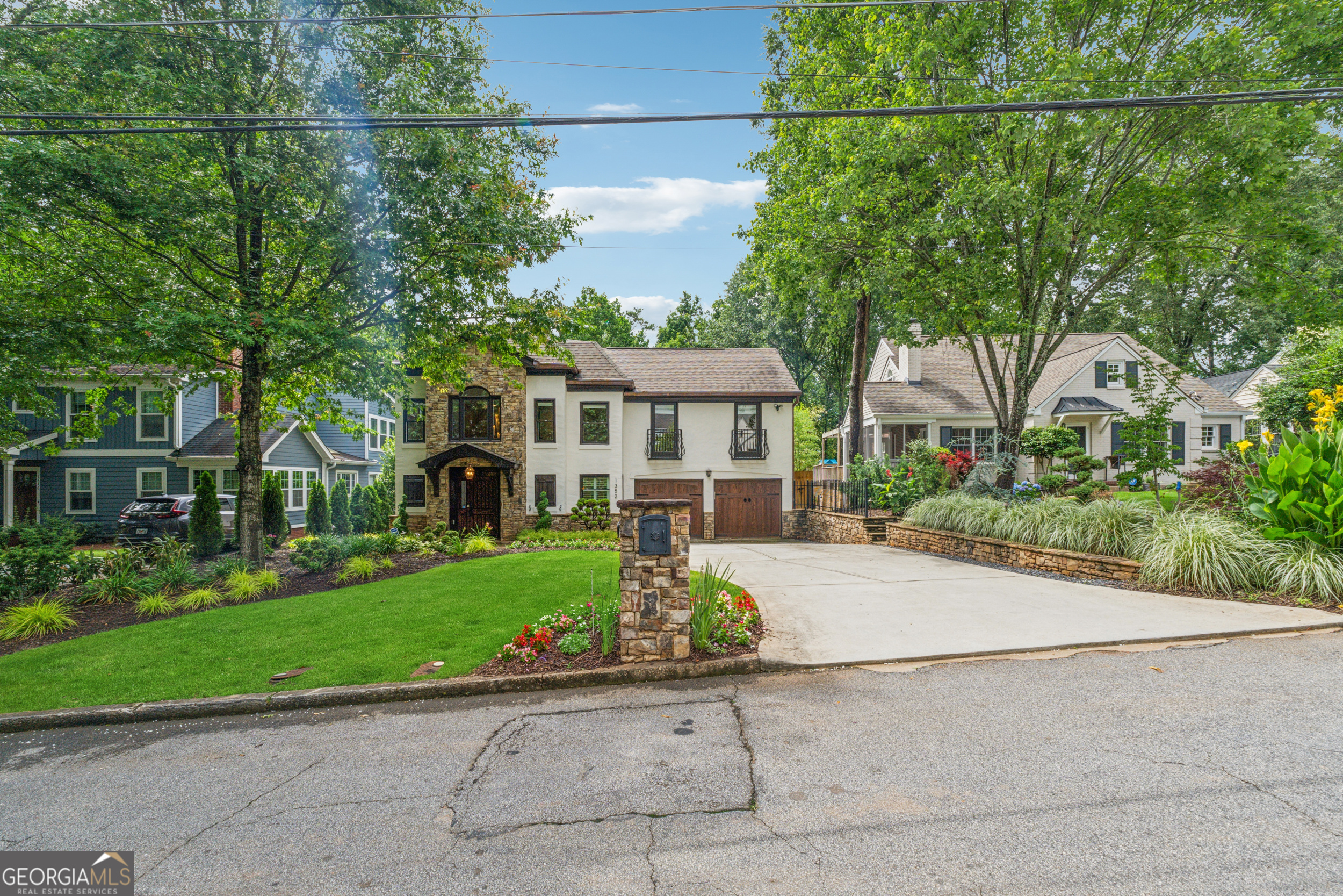 1352 Middlesex AVE NE