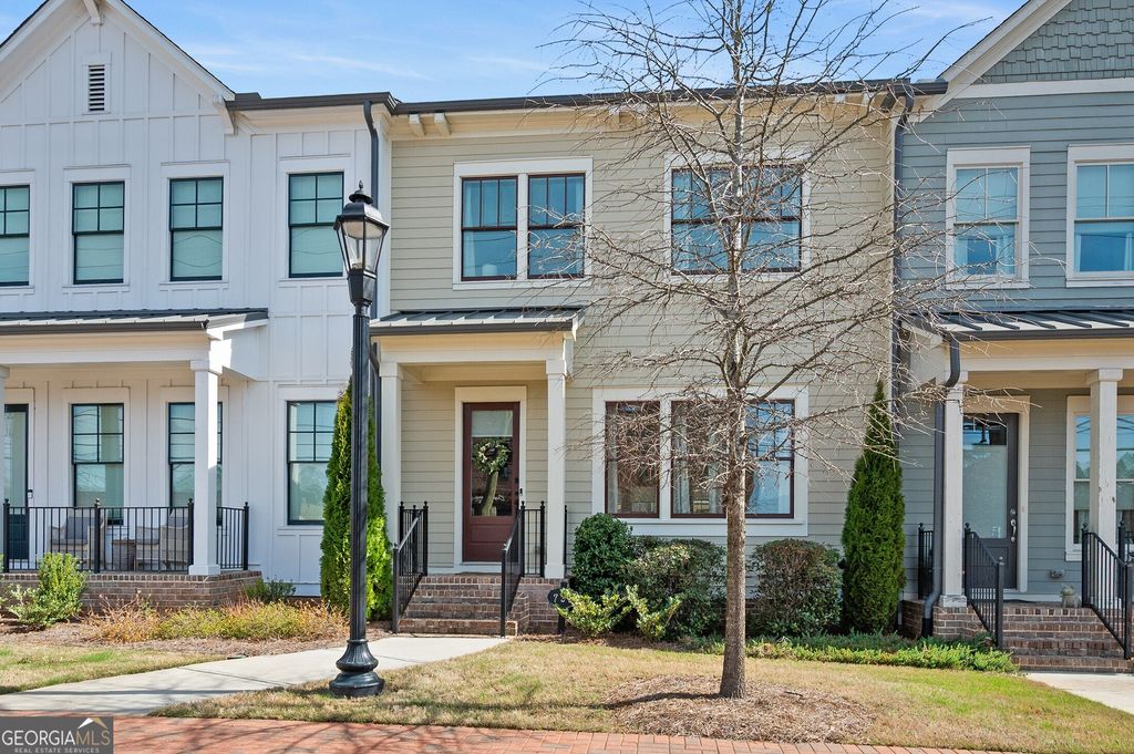 Photo of 730 Elmwood Way, Roswell, GA 30075 (MLS # 10712822)