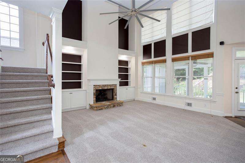 5071 Vinings Estates CT SE