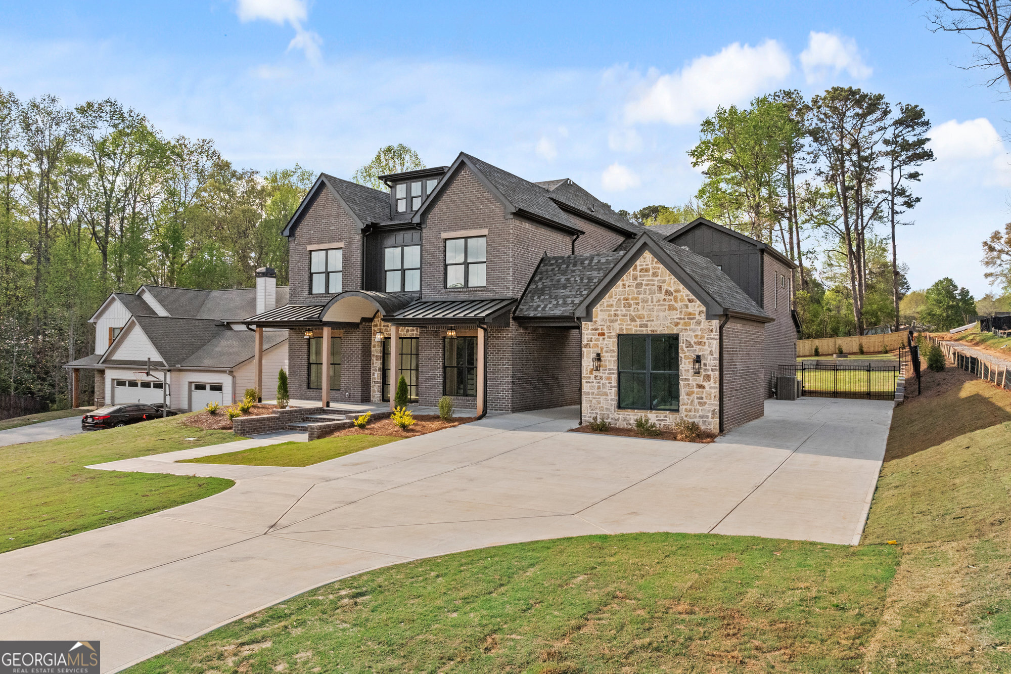 3299 Bailey RD