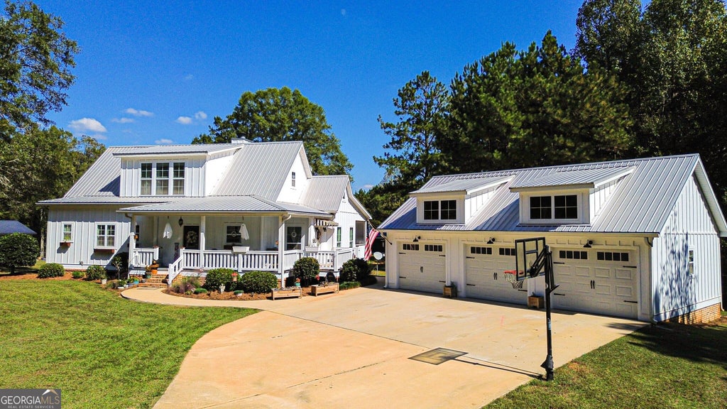 Photo of 1845 Roberts Quarters Road, Concord, GA 30206 (MLS # 10874635)