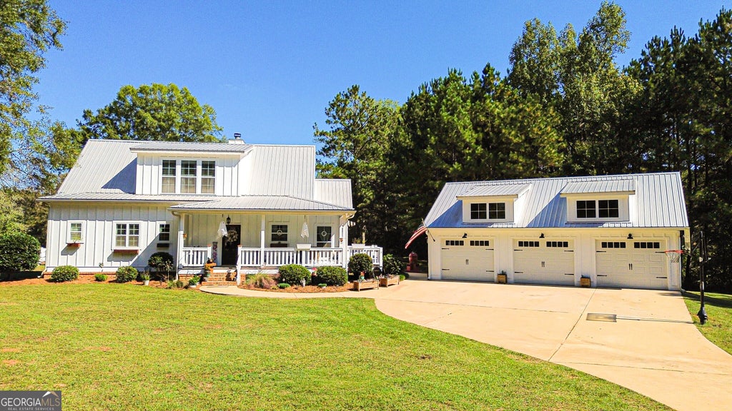Photo of 1845 Roberts Quarters Road, Concord, GA 30206 (MLS # 10874635)
