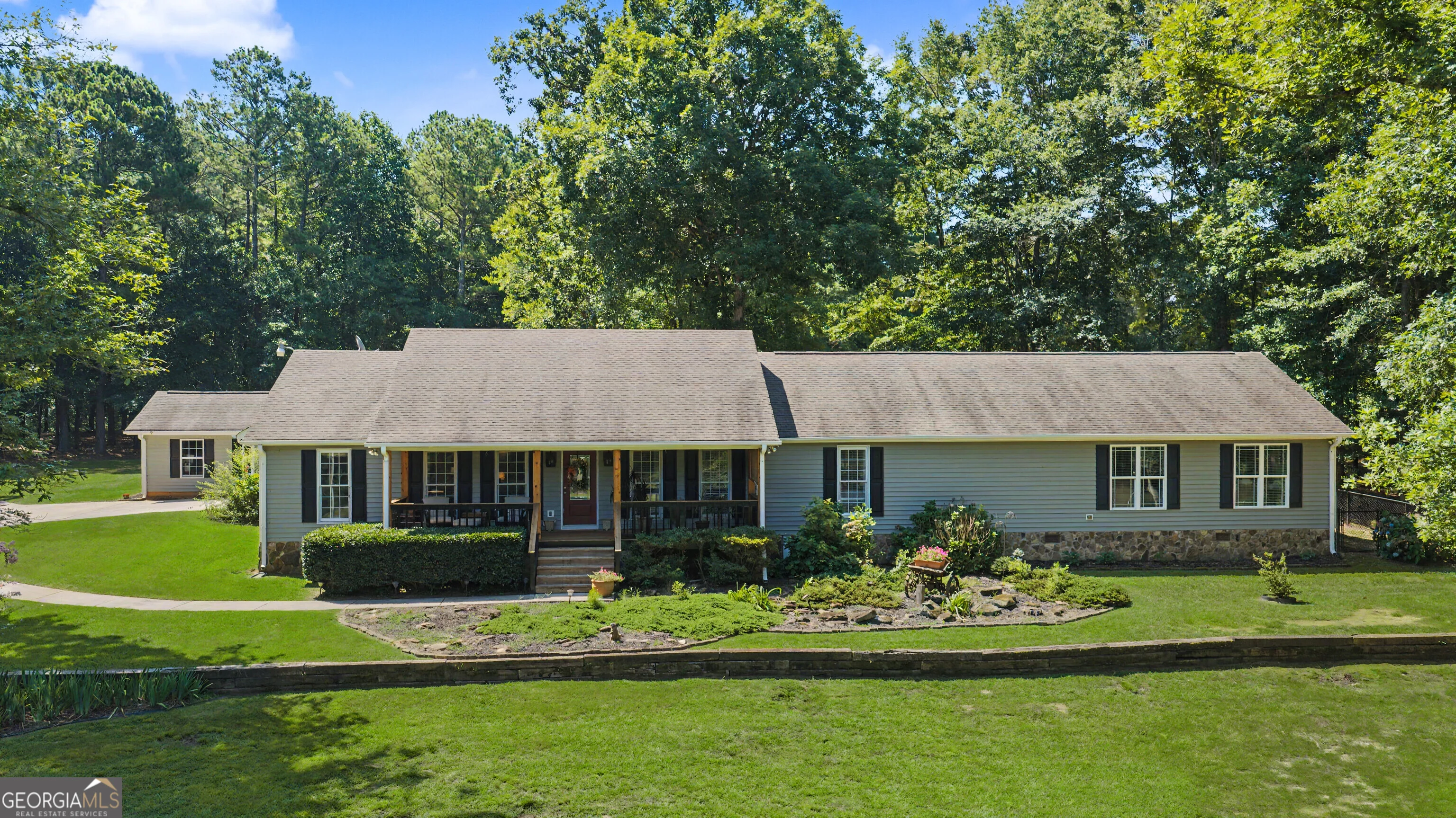 121 Peacock Road
