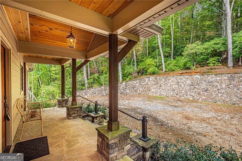 1038 Wilkins Cove RD