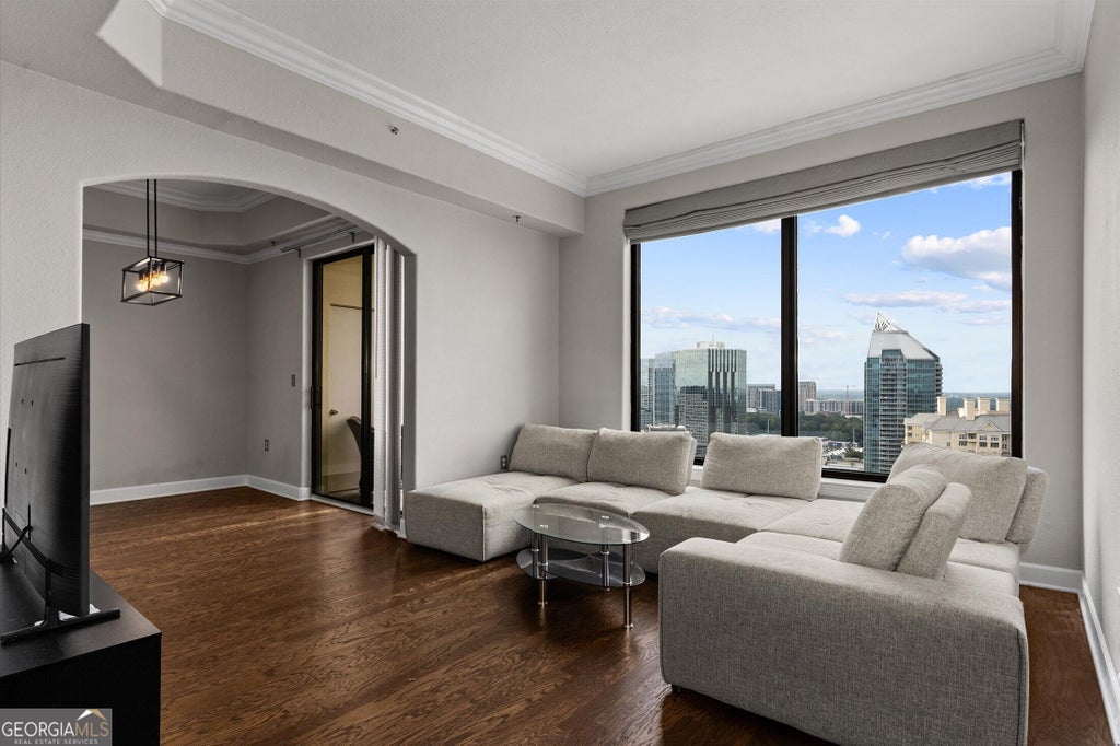 Photo of 3445 Stratford Road #3109, Atlanta, GA 30326 (MLS # 10858125)