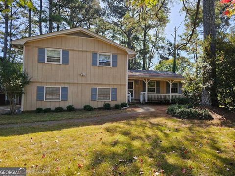 Photo of 4166 Signal Ridge SW, Lilburn, GA 30047 (MLS # 10631949)
