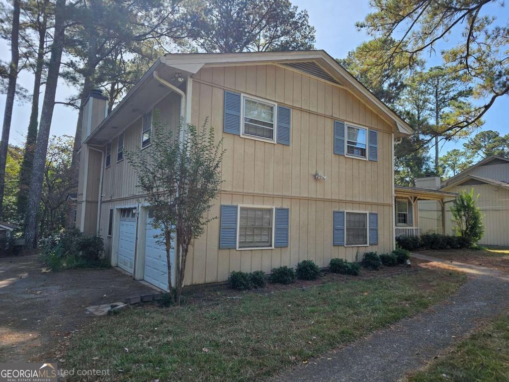 Photo of 4166 Signal Ridge SW, Lilburn, GA 30047 (MLS # 10631949)