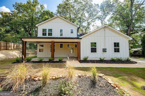 Photo of 1840 Wells Drive SW, Atlanta, GA 30311 (MLS # 10856497)