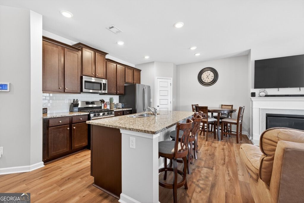 Photo of 3652 Prospect Point Drive, Oakwood, GA 30566 (MLS # 10699262)