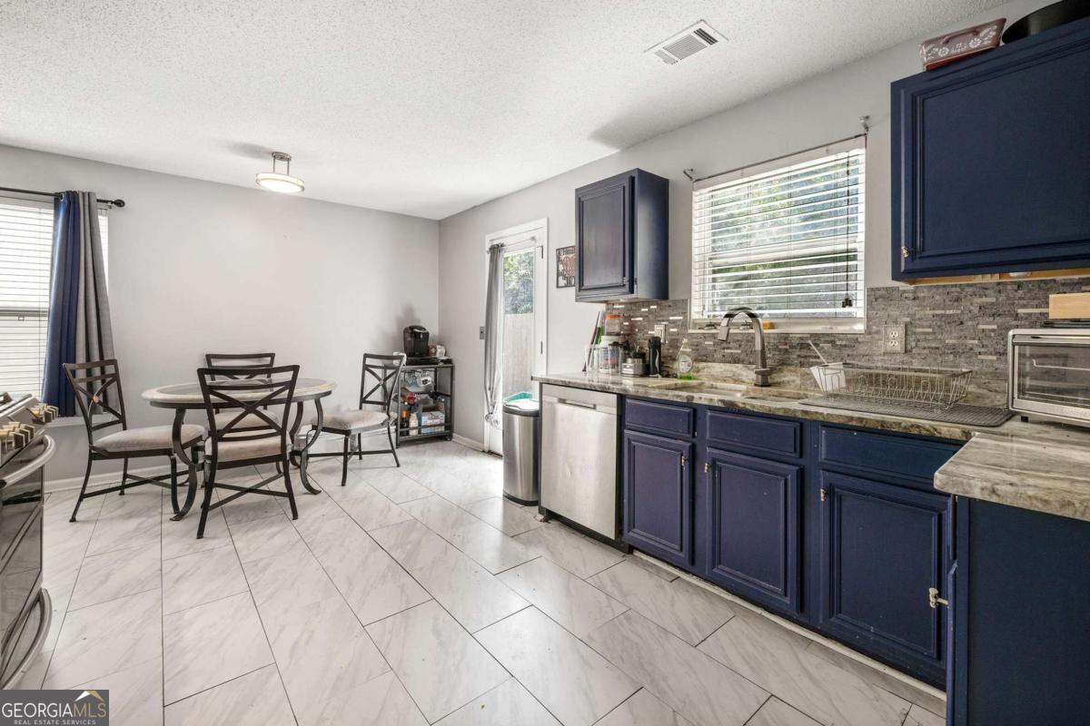 4125 Alveston DR