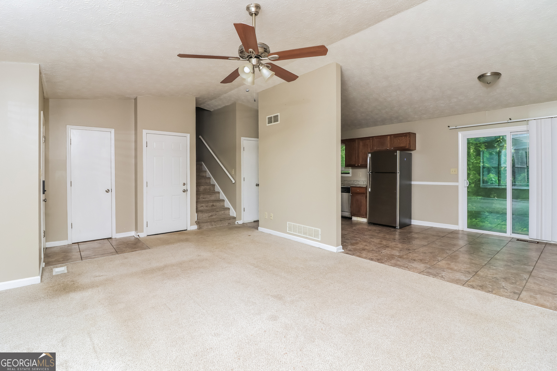 WESTWOOD MEADOWS - Residential Lease