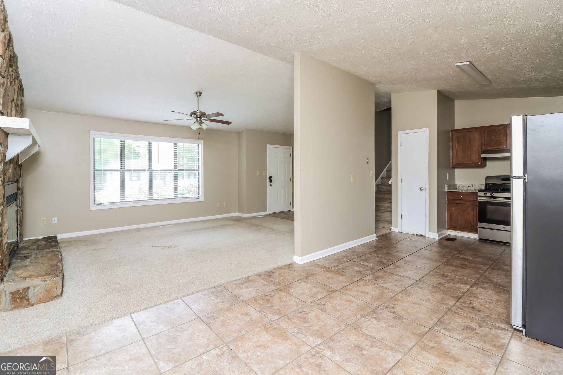 WESTWOOD MEADOWS - Residential Lease