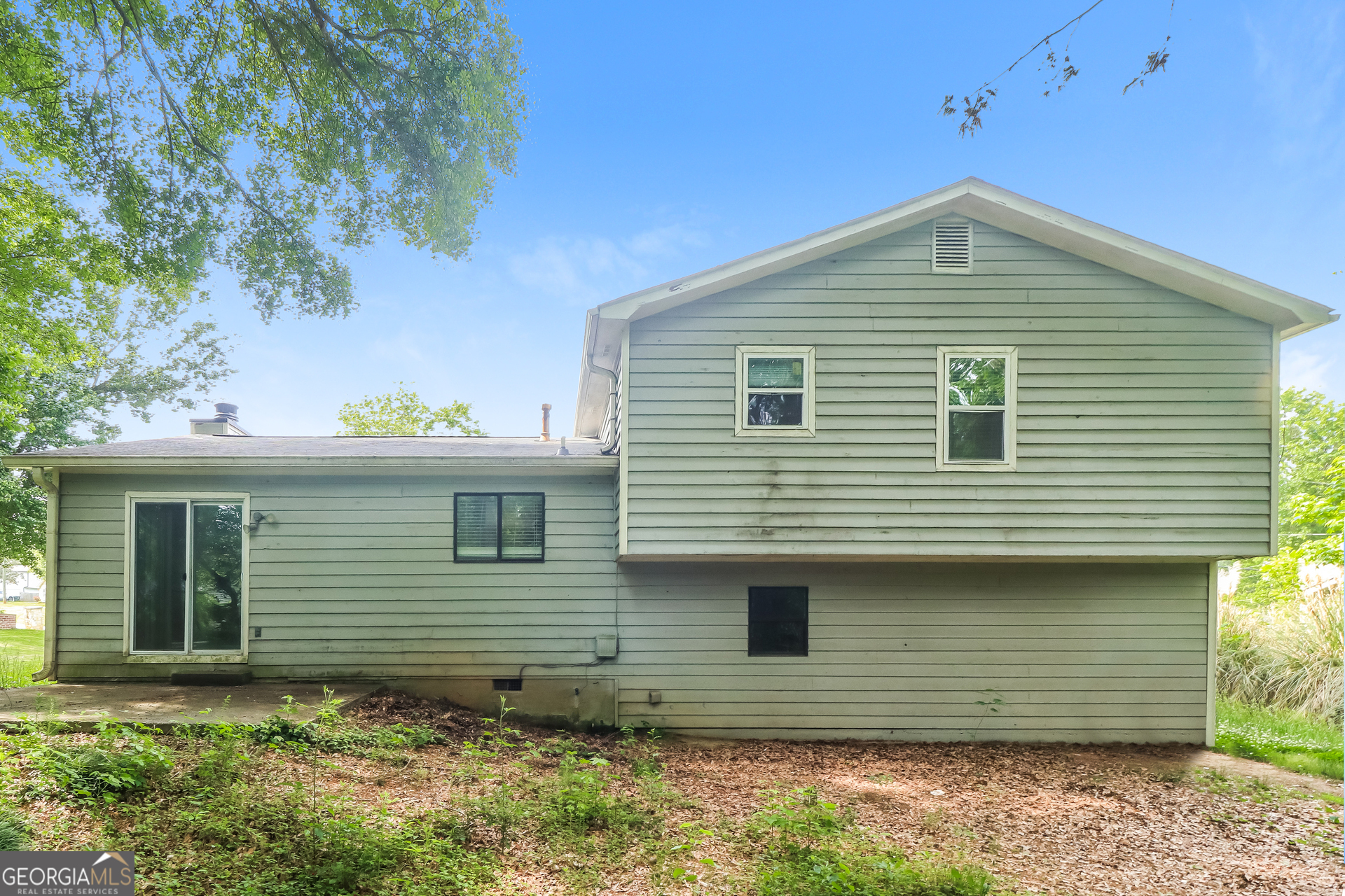 WESTWOOD MEADOWS - Residential Lease