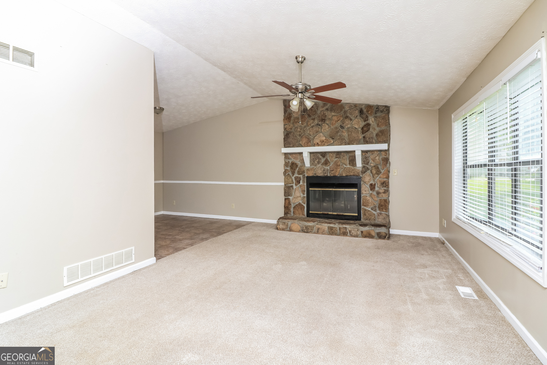 WESTWOOD MEADOWS - Residential Lease