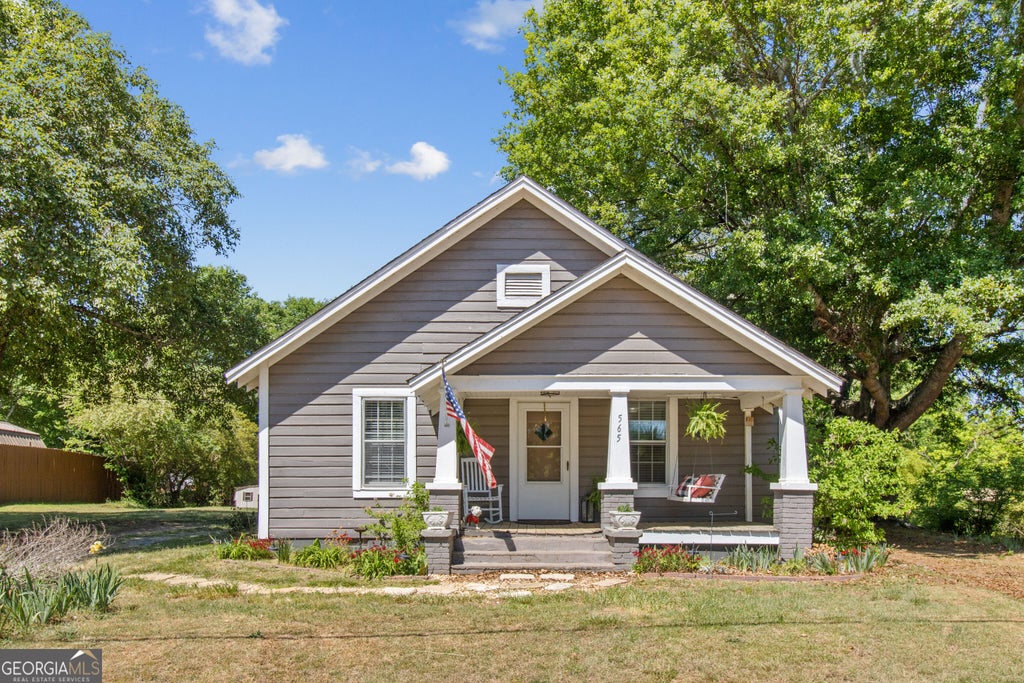 Photo of 565 Williford Street, Commerce, GA 30529 (MLS # 10834510)
