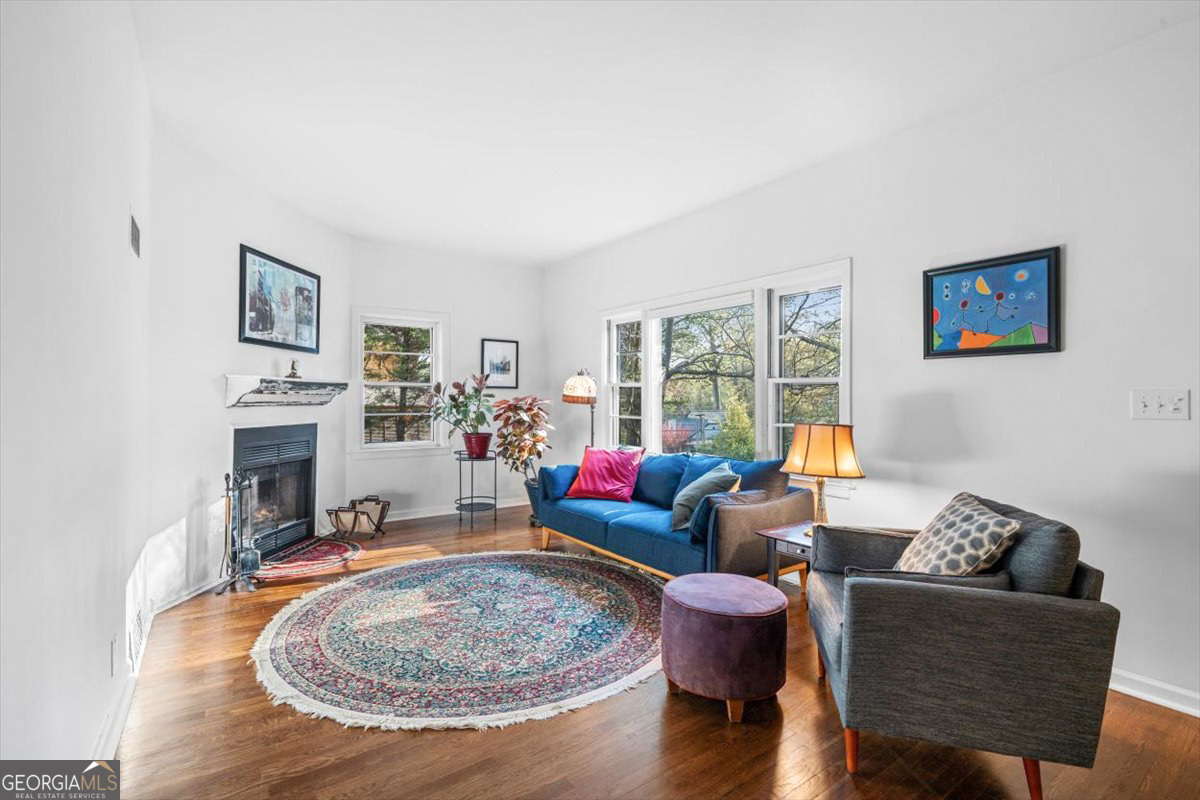 1148 Woodland AVE SE