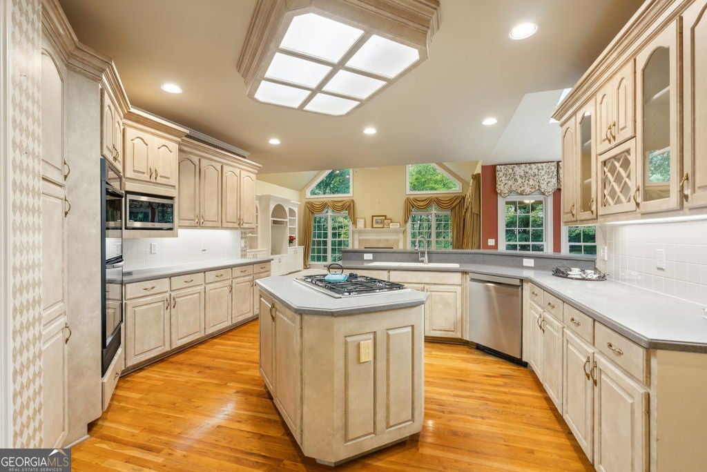 Photo of 5299 Garnaby Lane NW, Peachtree Corners, GA 30092 (MLS # 10853845)