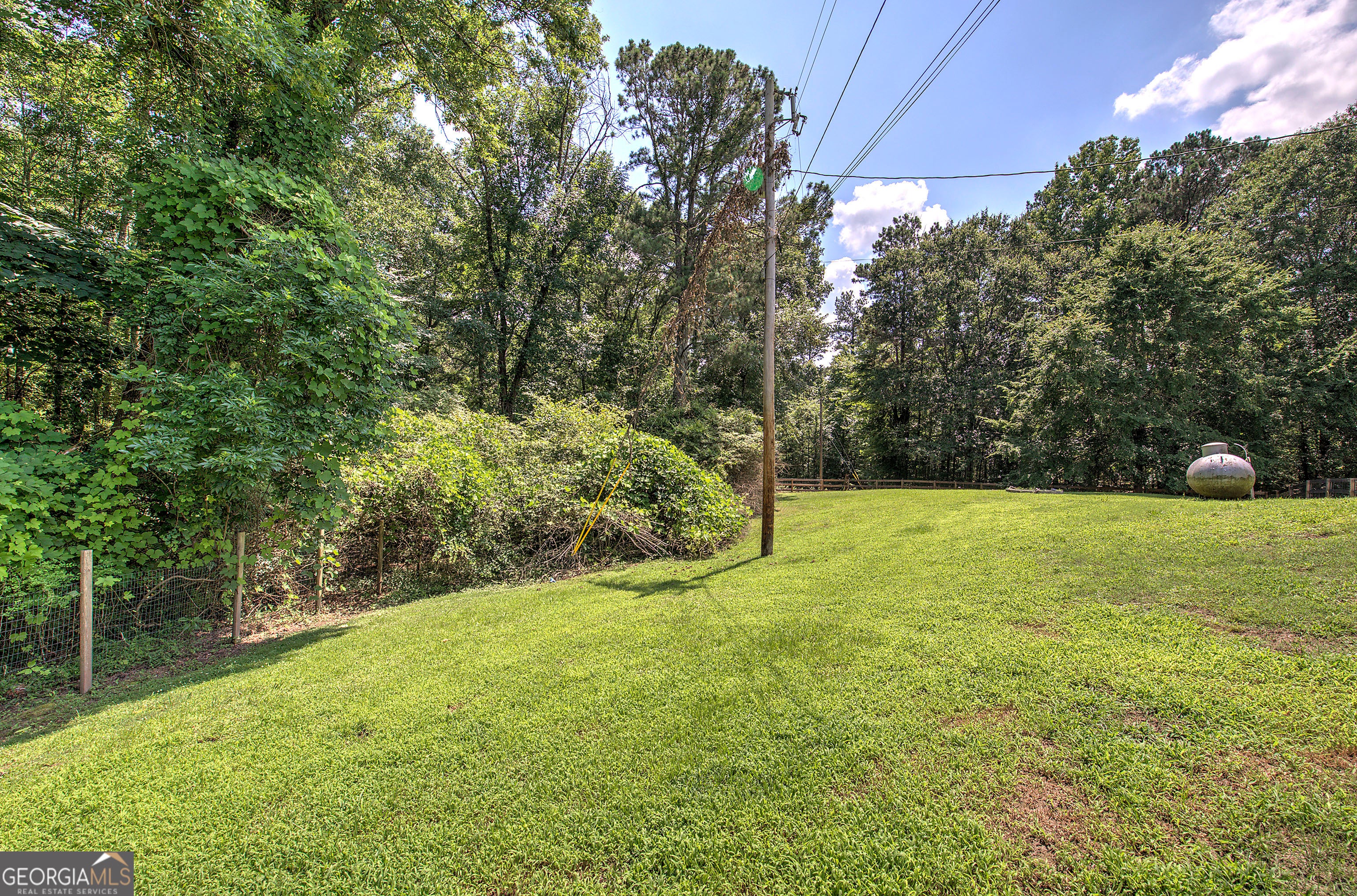 779 Polk LN