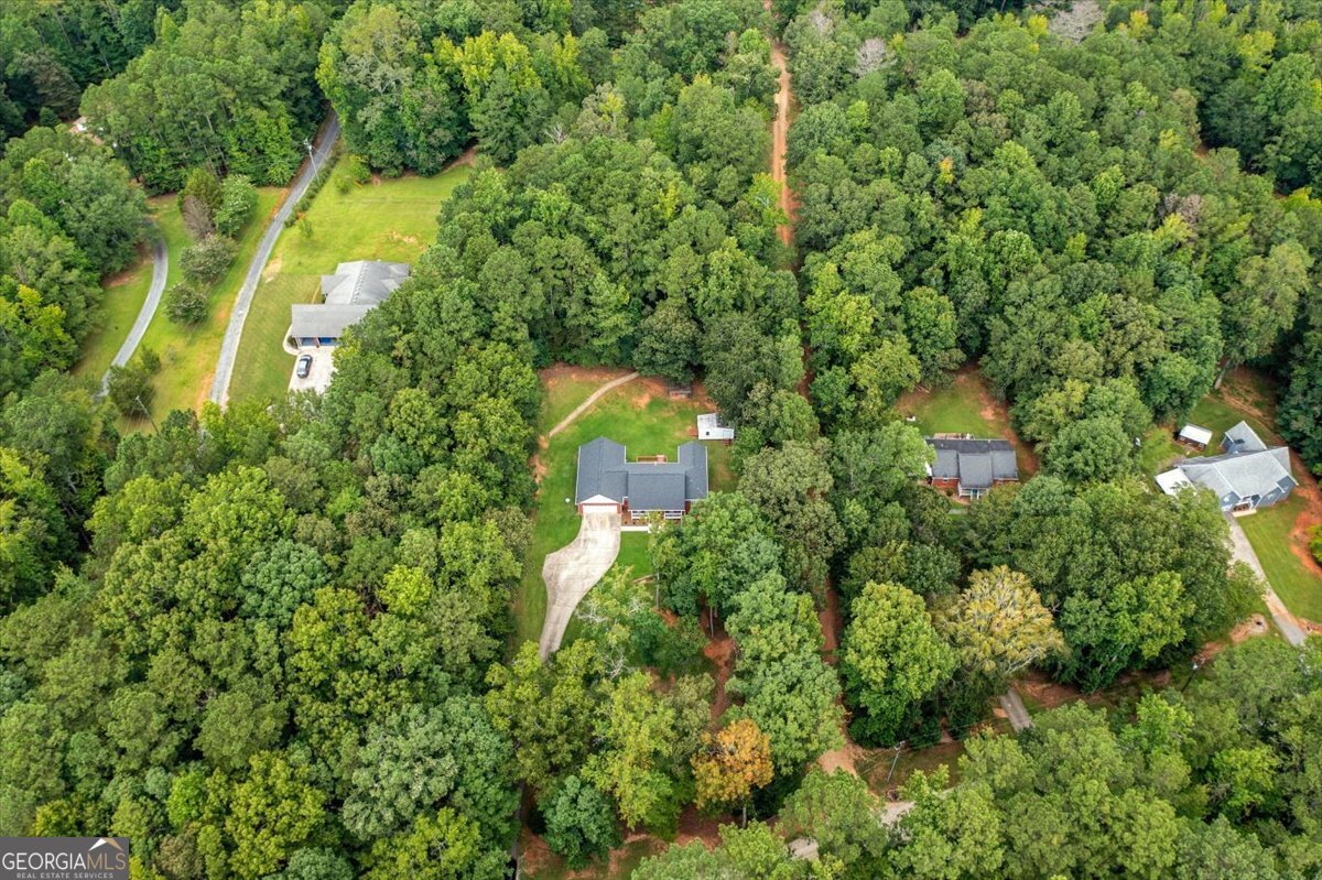 7946 Lambert RD