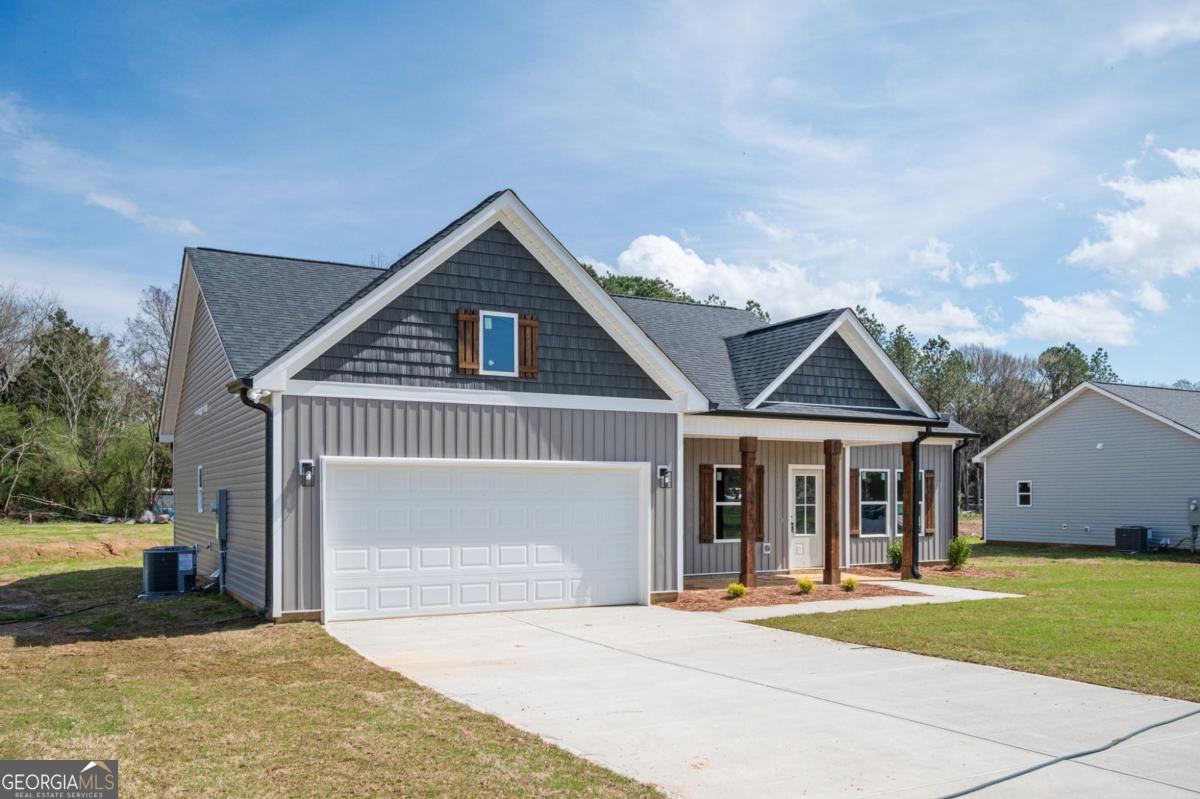 110 Anita BLVD