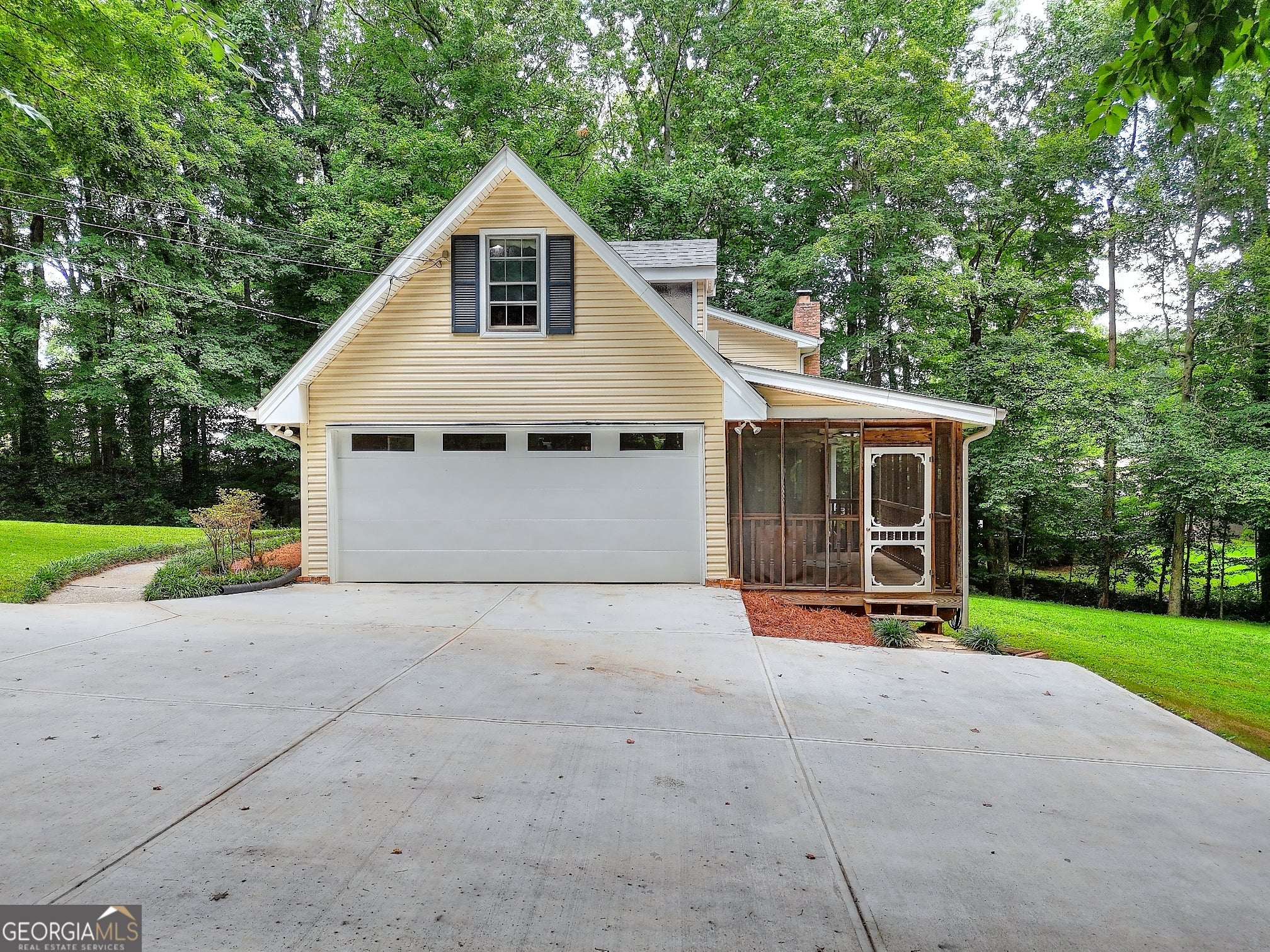 66 SW Lockring DR