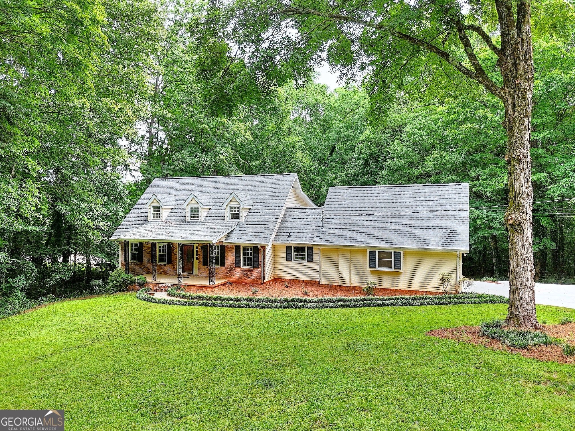 66 SW Lockring DR