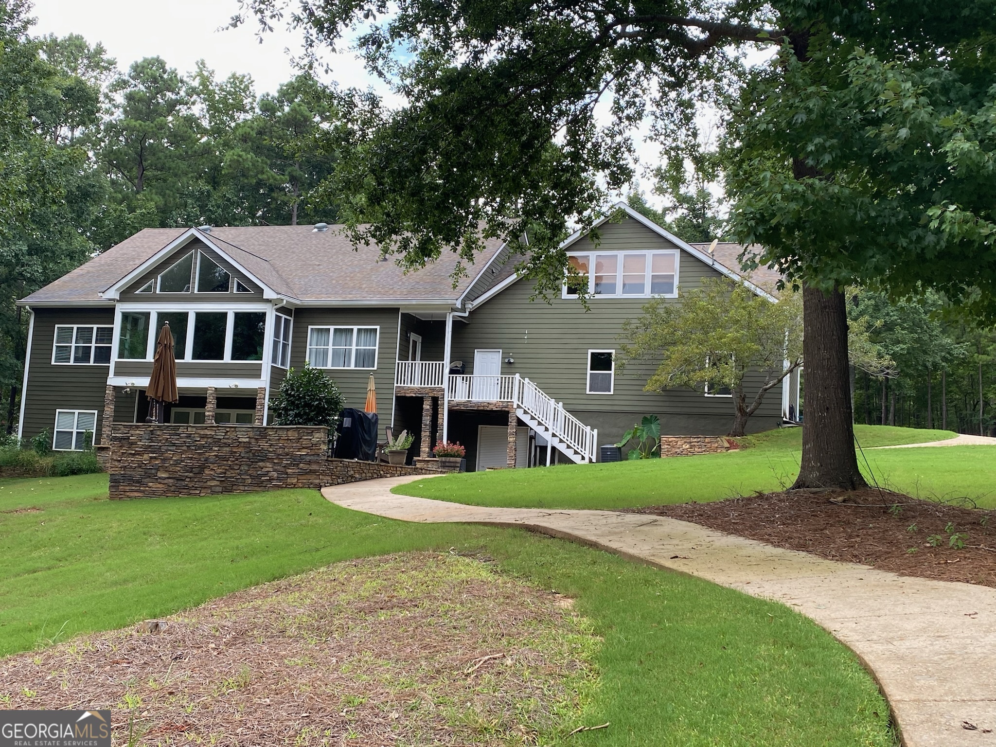 1001 Sun Valley Ct.
