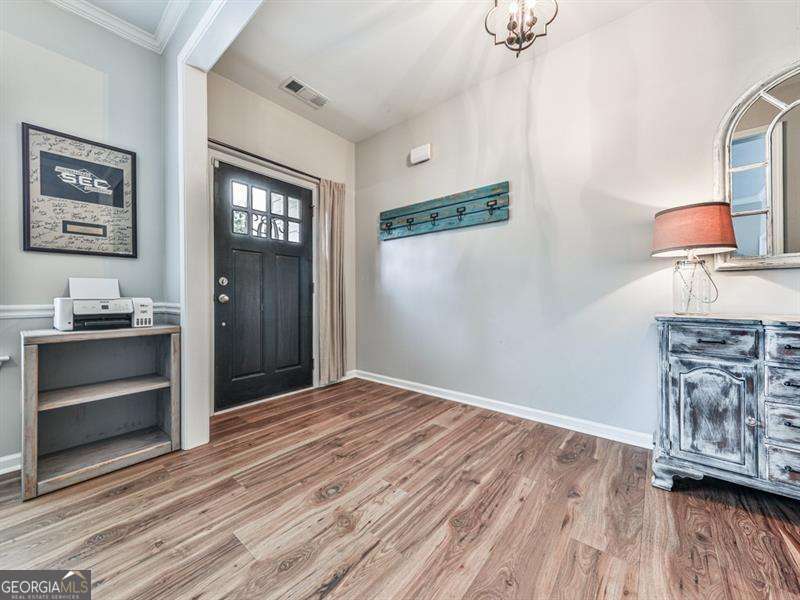 118 Edinburgh DR