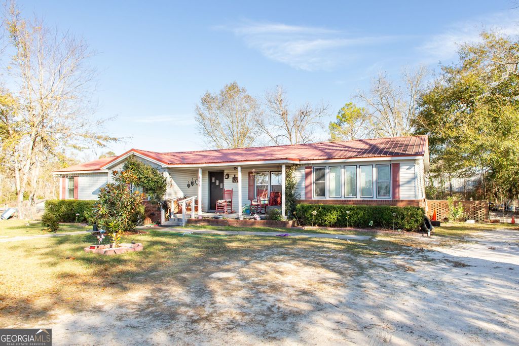 Photo of 822 S Ware Street, Alma, GA 31510 (MLS # 10770865)