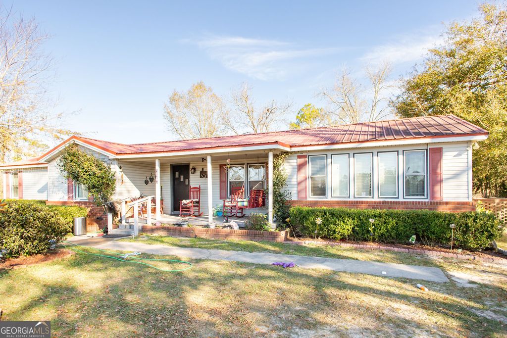 Photo of 822 S Ware Street, Alma, GA 31510 (MLS # 10770865)