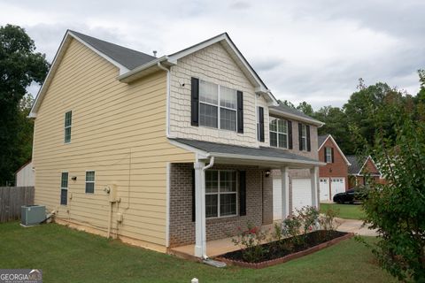 A home in Ellenwood