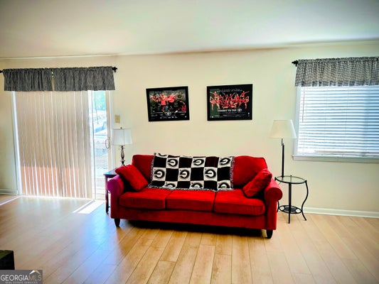 250 LITTLE ST APT C210, ATHENS, GA 30605 - Image fb7eb7f48ac1e41396d6cd8f87f6a20e/3894164780