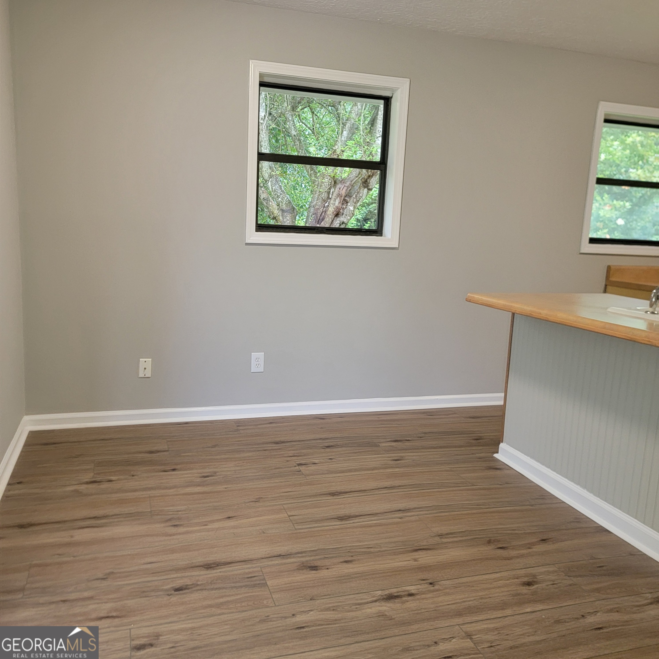77 Pierce RD