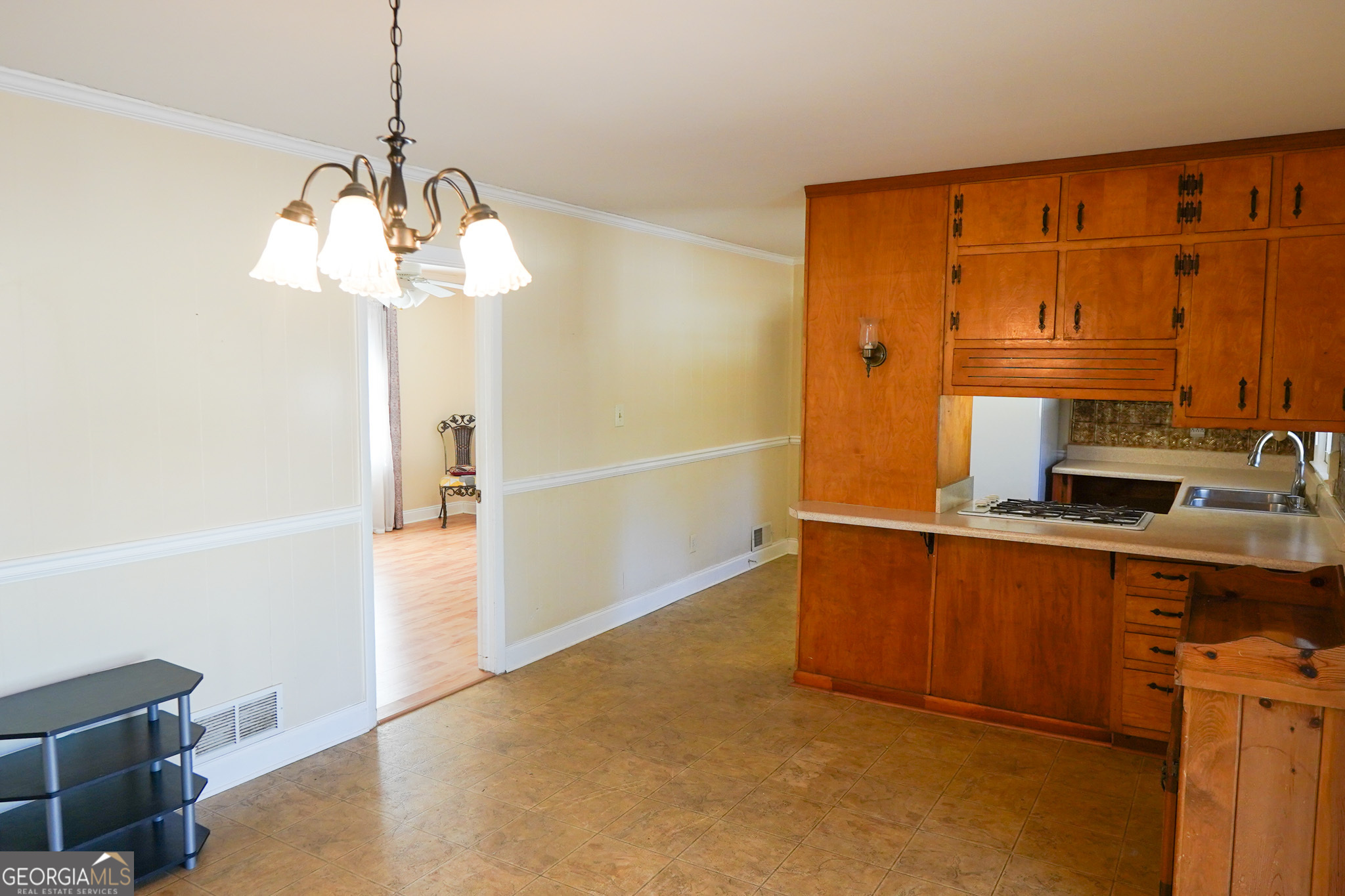 626 Barksdale DR