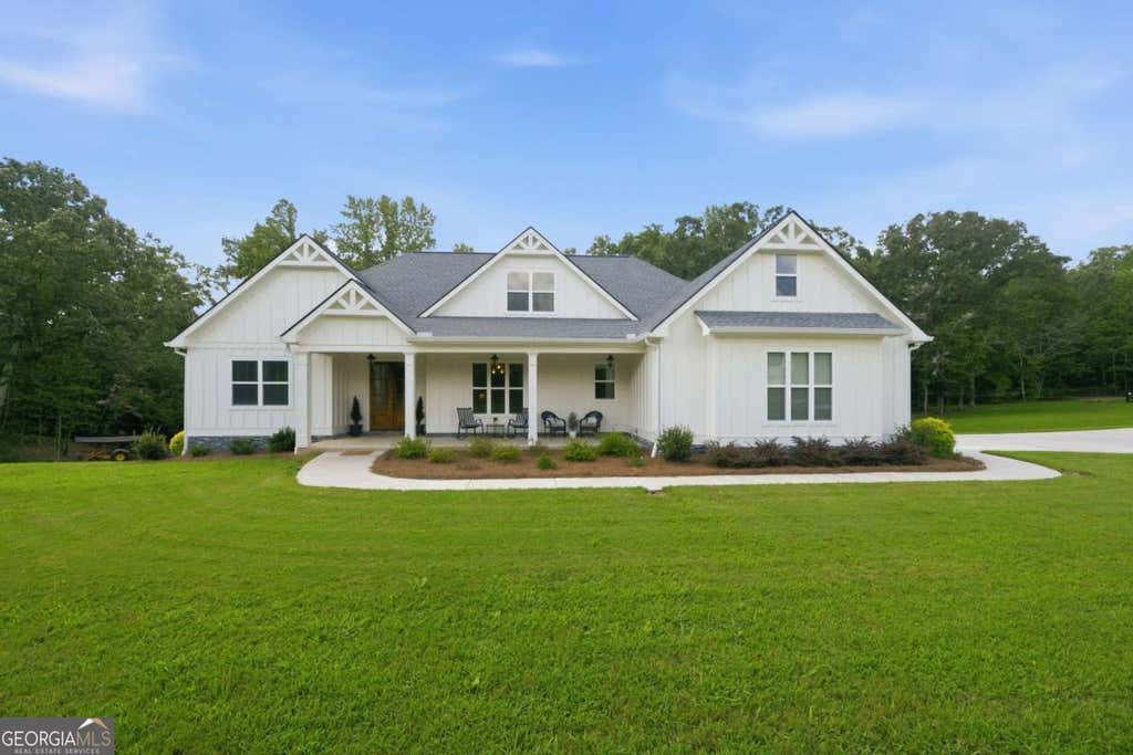Photo of 8149 Kelly Bridge Road, Dawsonville, GA 30534 (MLS # 10826716)