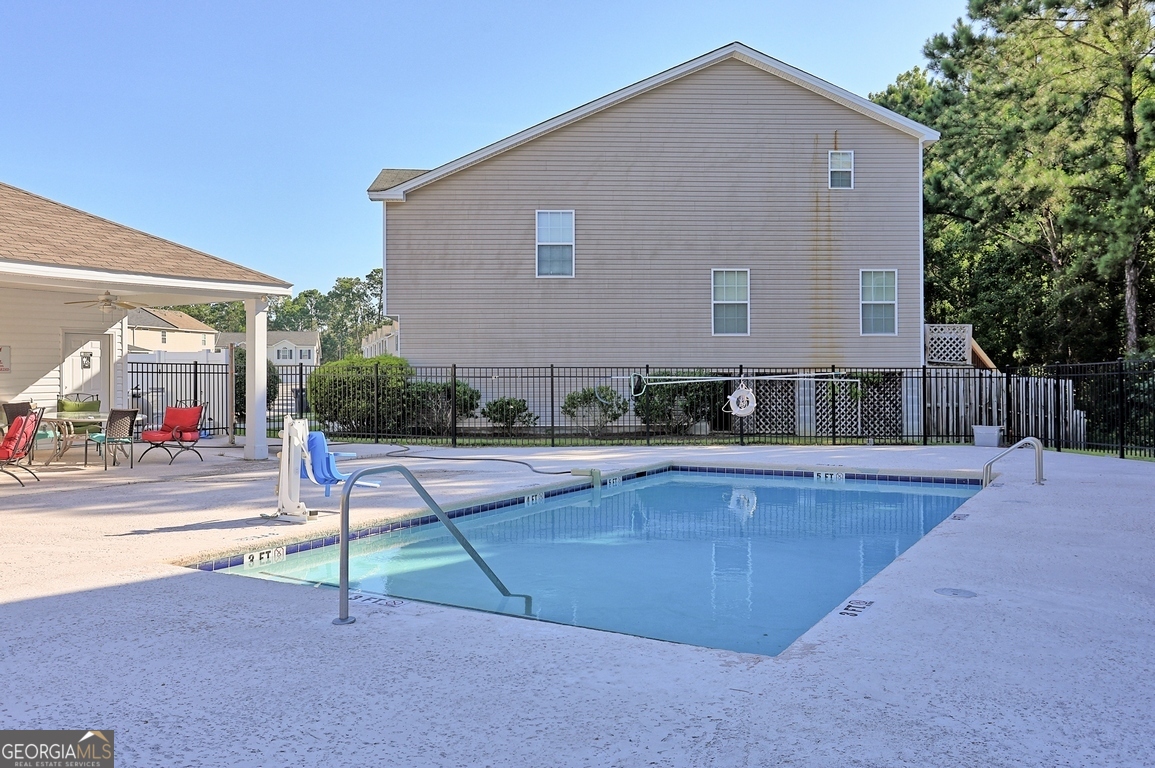 7 Bimini DR