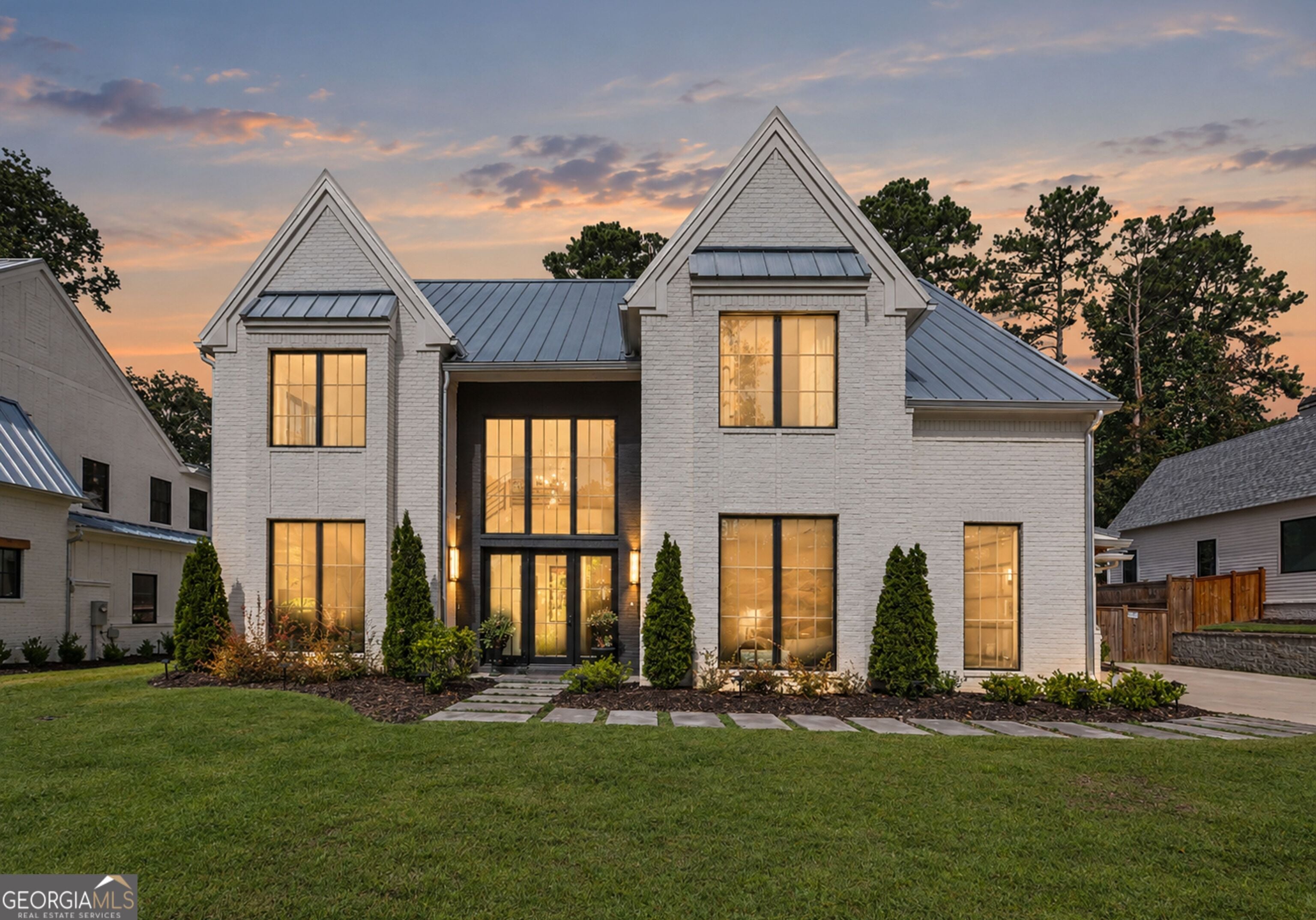 450 Allyson CIR