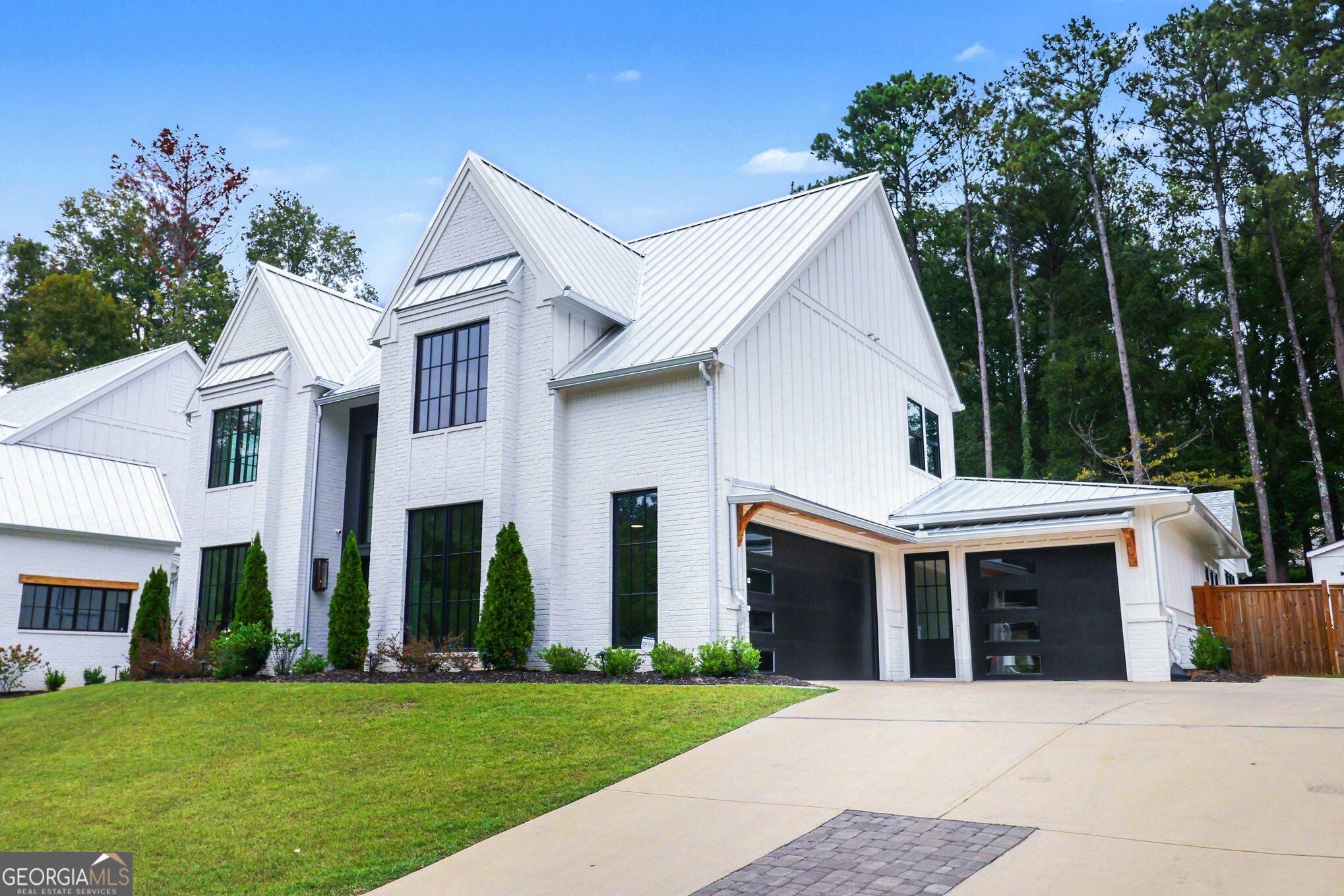 450 Allyson CIR