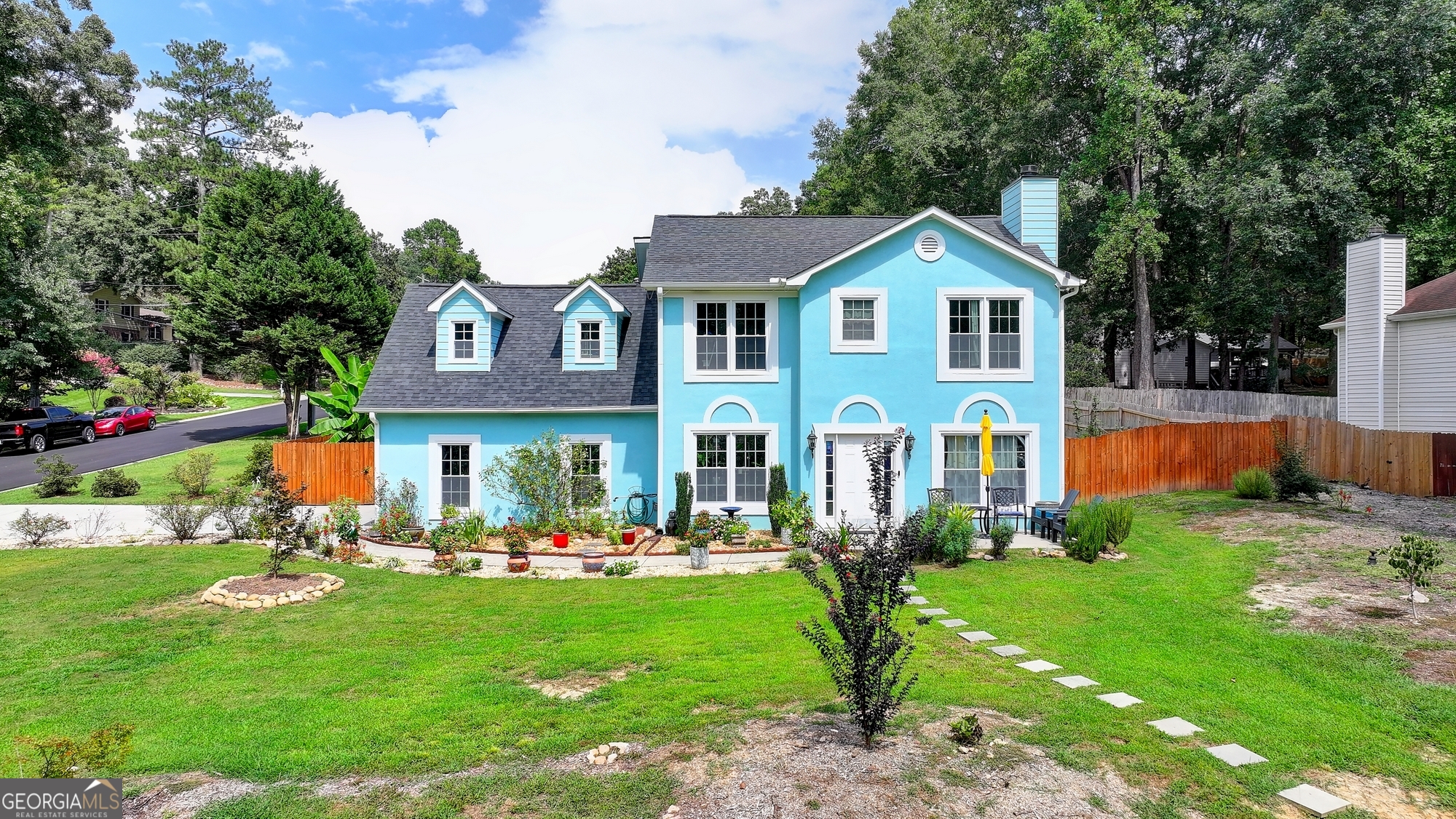 581 Black Creek DR