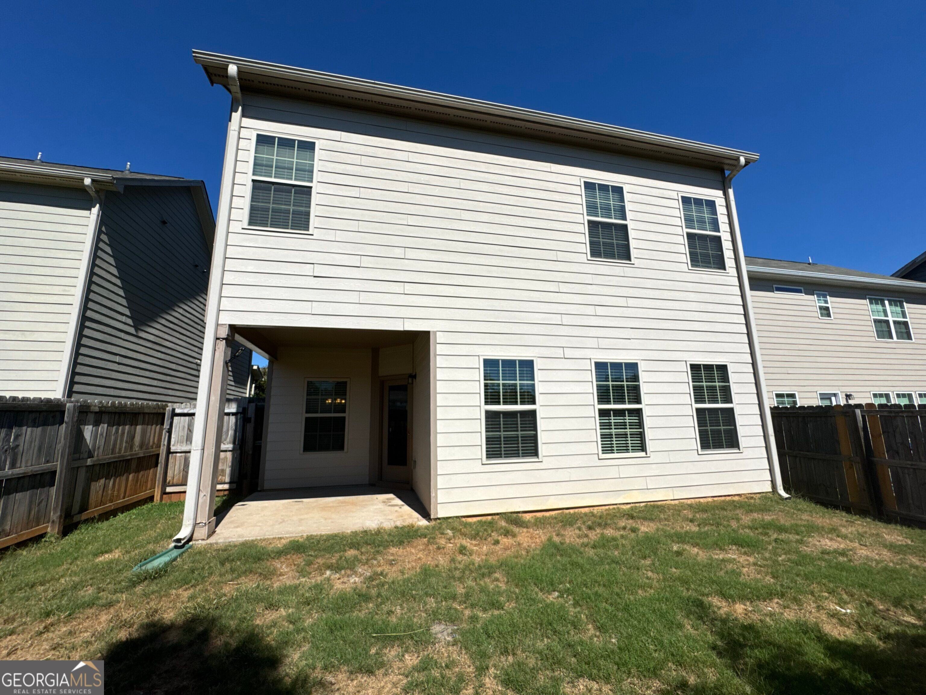 35 Samuel WAY NW