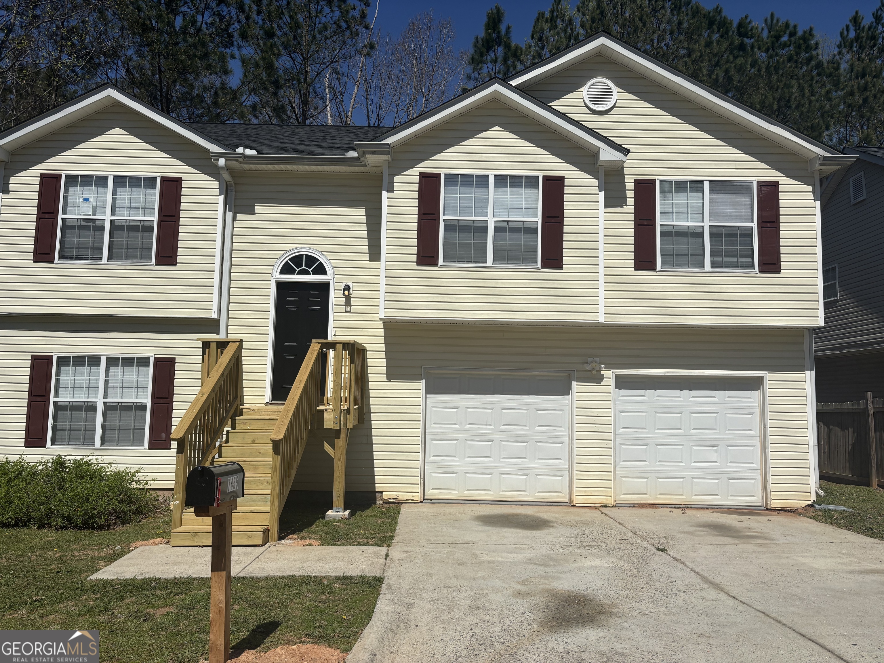 7455 Royal CT