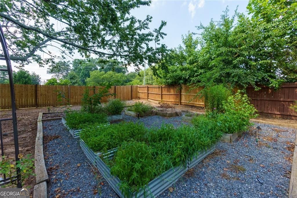 Glen Brooke - Residential